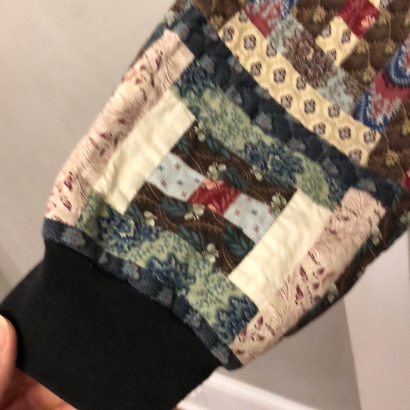 Recycled / upcycled quilt crewneck sweatshirt sweater - medium / large - Picture 6 of 7